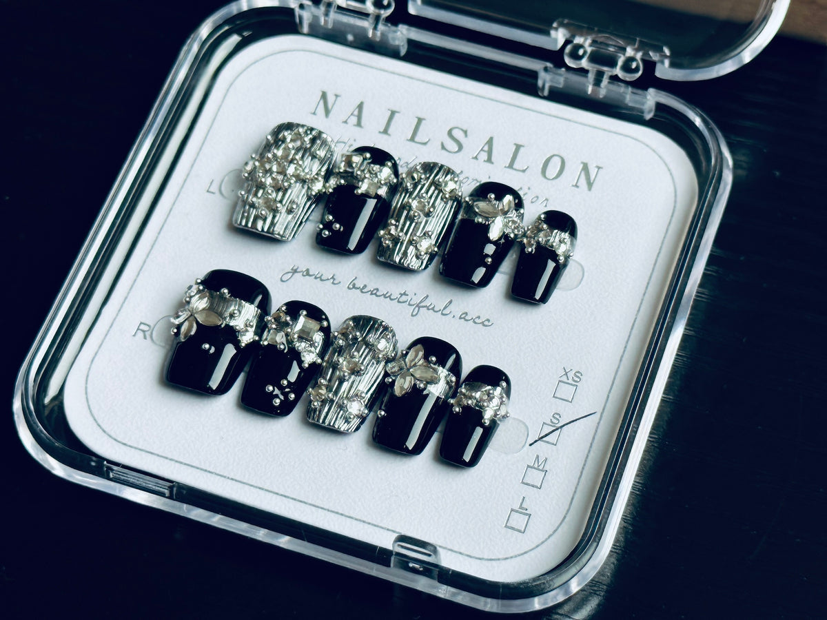 Press-On Nails Trend Set